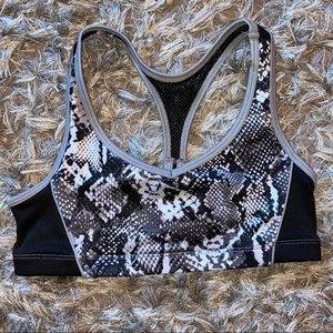 30 Justice racerback snake design sports bra